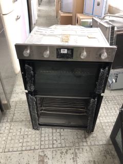 KENWOOD BUILT-IN DOUBLE OVEN MODEL NO: KBIDOX21 (SMASHED GLASS)