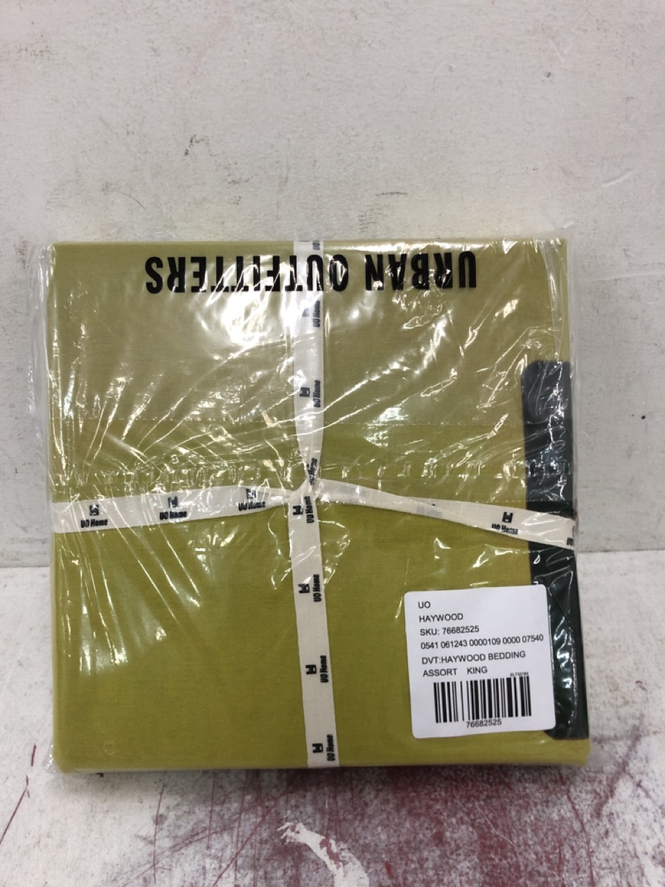 John Pye Auctions 18 X ITEMS TO INCLUDE HAYWOOD BEDDING KING SIZE