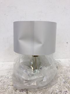 1X SLATER TABLE LAMP 1X CRYSTAL BASE LAMP 1X FIBRE OPTIC LIGHTS 1X INDOOR/OUTDOOR BIG AND BRIGHT WIRED LIGHTS - RRP Ã‚Â£200