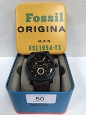 FOSSIL MEN'S QUARTZ CHRONOGRAPH WATCH WITH LEATHER STRAP FS4656IE.