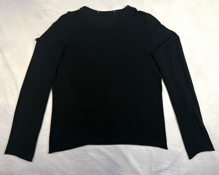 Long Sleeve T-Shirt Unknown Brand - Size Unknown (VAT only payable on Buyers Premium)