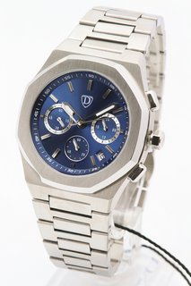 MEN'S DESCHAMPS & CO CHRONOGRAPH WATCH. FEATURING A BLUE DIAL, SILVER COLOURED BEZEL, SUB DIALS WITH DATE, W/R 5ATM. STAINLESS BRACELET. COMES WITH A WOODEN PRESENTATION CASE: LOCATION - E0