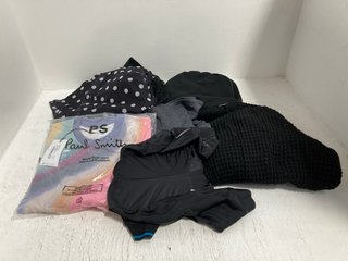 QTY OF ASSORTED WOMENS CLOTHING TO INCLUDE PAUL SMITH SWIRL SWEATSHIRT IN MULTI UK SIZE L: LOCATION - J7