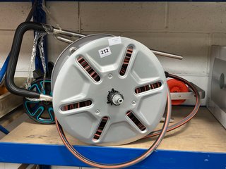 GARDEN HOSE REEL WITH HOSE REEL STAND ON WHEELS: LOCATION - J12