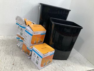 5X IBERGRIF TOILET BRUSH TO INCLUDE SMALL BLACK WASTE BIN: LOCATION - I12