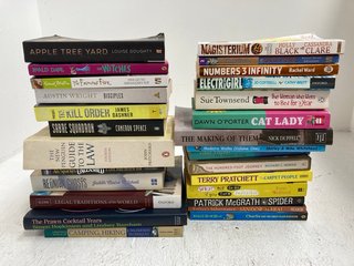 QTY OF ASSORTED BOOKS TO INCLUDE THE WOMAN WHO WENT TO BED FOR A YEAR BY SUE TOWNSEND AND APPLE TREE YARD BY LOUISE DOUGHTY: LOCATION - J4