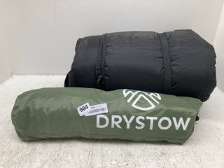 2 X ASSORTED OUTDOOR ITEMS TO INCLUDE DRYSTOW OUTDOOR STORAGE TENT IN FOREST COLOR: LOCATION - H 10