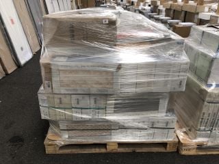 PALLET OF ASSORTED TILES TO INCLUDE 500 X 250MM CERAMIC WALL TILES IN GREY MATTE - APPROX RRP £2000 (NOTE: HEAVY ITEM, SUITABLE MANPOWER & VEHICLE REQUIRED FOR COLLECTION): LOCATION - A2 (KERBSIDE PA