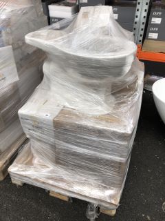 PALLET OF ASSORTED TILES TO INCLUDE 450MM2 SALERMO BEIGE TILES - APPROX RRP £1400 (NOTE: HEAVY ITEM, SUITABLE MANPOWER & VEHICLE REQUIRED FOR COLLECTION): LOCATION - B3 (KERBSIDE PALLET DELIVERY)
