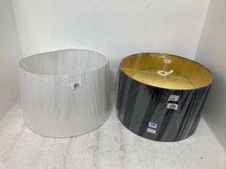 2 X ASSORTED JOHN LEWIS & PARTNERS LAMPSHADES TO INCLUDE CASSIE BLACK & METALLIC 45CM LAMPSHADE: LOCATION - WA10
