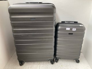 JOHN LEWIS & PARTNERS LARGE HARD SHELL SWIVEL SUITCASE IN GREY TO INCLUDE CABIN CASE IN GREY: LOCATION - WA11