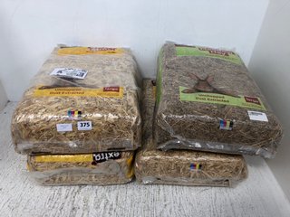 4 X ASSORTED PET PRODUCTS TO INCLUDE EXTRA SELECT PREMIUM BARLEY STRAW: LOCATION - A11