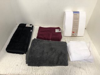 QTY OF ASSORTED JOHN LEWIS & PARTNERS BATHROOM LINENS TO INCLUDE DEEP PILE BATH MAT IN BLACK: LOCATION - A6