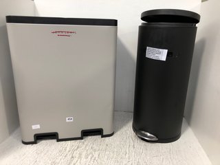 JOHN LEWIS & PARTNERS DUAL RECYCLING PEDAL BIN IN GREY TO INCLUDE PEDAL BIN IN BLACK: LOCATION - A5