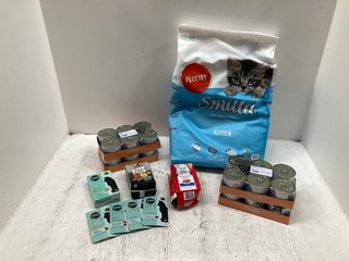 QTY OF ASSORTED PET ITEMS TO INCLUDE PURINA GOURMET MON PETIT INTENSE FOOD POUCHES - BBE: 4.25: LOCATION - B2