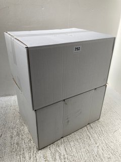 2 X BOXES OF C-FOLD HAND TOWELS: LOCATION - B9