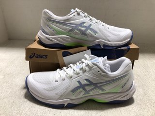 ASICS MESH LACE UP SPORT TRAINERS IN WHITE SIZE: 9: LOCATION - A18