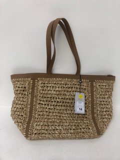 MINT VELVET TAN PAPER TOTE BAG RRP - £129: LOCATION - WHITE BOOTH