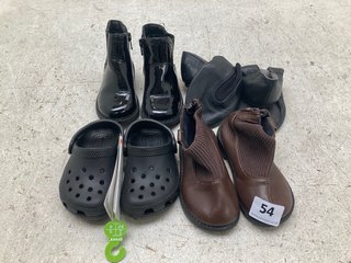QTY OF ASSORTED CHILDREN'S SHOES TO INCLUDE LOVE MY BOOTS IN BLACK SIZE: 6: LOCATION - D0