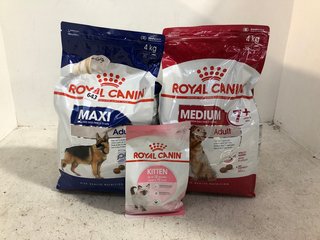 3 X ASSORTED ROYAL CANIN PET FOOD ITEMS TO INCLUDE KITTEN UP TO 12 MONTHS 3 STAGE DRIED CAT FOOD BB: 07/25: LOCATION - B1