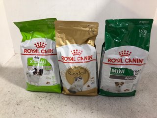 3 X ASSORTED ROYAL CANIN PET FOOD ITEMS TO INCLUDE X - SMALL ADULT DRIED DOG FOOD PACK 1.5G BB: 07/25: LOCATION - B1