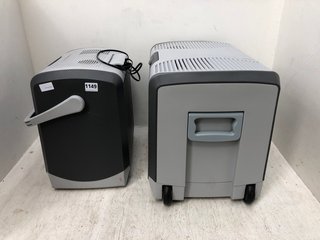 2 X PORTABLE ELECTRIC FRIDGE COOLERS IN VARIOUS SIZES TO INCLUDE 24L: LOCATION - BR5