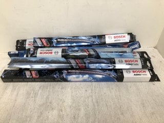 QTY OF ASSORTED BOSCH CAR WINDOW WIPERS TO INCLUDE BOSCH AEROTWIN BLADES: LOCATION - BR7