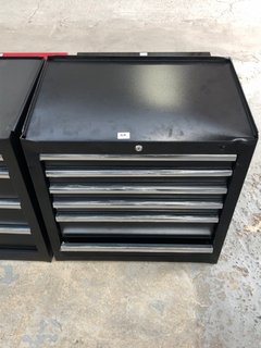 6 DRAWER LARGE METAL TOOL STORAGE UNIT IN BLACK WITH SILVER HANDLES: LOCATION - A1