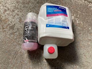 (COLLECTION ONLY) QTY OF ASSORTED CHEMICALS TO INCLUDE CONTINU INSTRUMENT & ULTRASONIC BATH CLEANER CONCENTRATE SOLUTION (PLEASE NOTE: 18+YEARS ONLY. ID MAY BE REQUIRED): LOCATION - B3