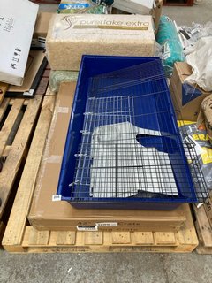 2 X 42" DOG CRATES TO INCLUDE LARGE INDOOR RABBIT CAGE: LOCATION - A4 (KERBSIDE PALLET DELIVERY)