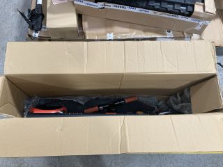 (COLLECTION ONLY) PURE ELECTRIC SCOOTER IN BLACK/RED: LOCATION - A5