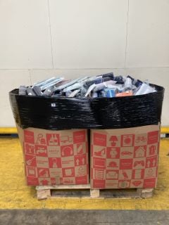 PALLET OF ASSORTED PHONE AND TABLET CASES AND DESK MATS