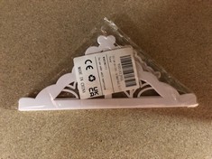 QTY OF ASSORTED ITEMS TO INCLUDE IQIQI CROWN COOKIE CUTTERS SET SET OF 2 RRP £615:: LOCATION - D RACK