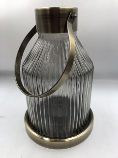 X4 GLASS CANDEL LANTERN WITH BRASS COLOUR HANDLE : LOCATION - RACK A