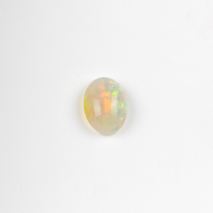 7.02ct Natural Opal Cabochon Oval-cut AAA Single Gemstone, 17x12.8mm.  Auction Guide: £400-£500