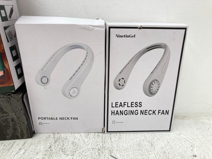 John Pye Auctions QTY OF ASSORTED ITEMS TO INCLUDE LEPONIX MENS SHAVING KIT LOCATION C2