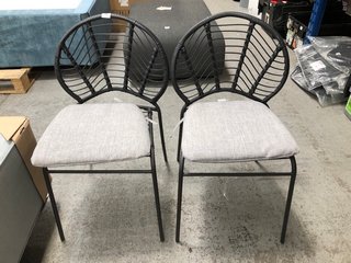JOHN LEWIS & PARTNERS CHEVRON OUTDOOR DINING CHAIRS, SET OF 2: LOCATION - B5