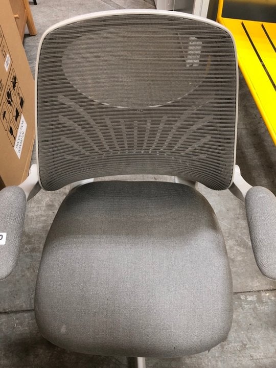 John Pye Auctions JOHN LEWIS & PARTNERS HINTON OFFICE CHAIR IN LIGHT