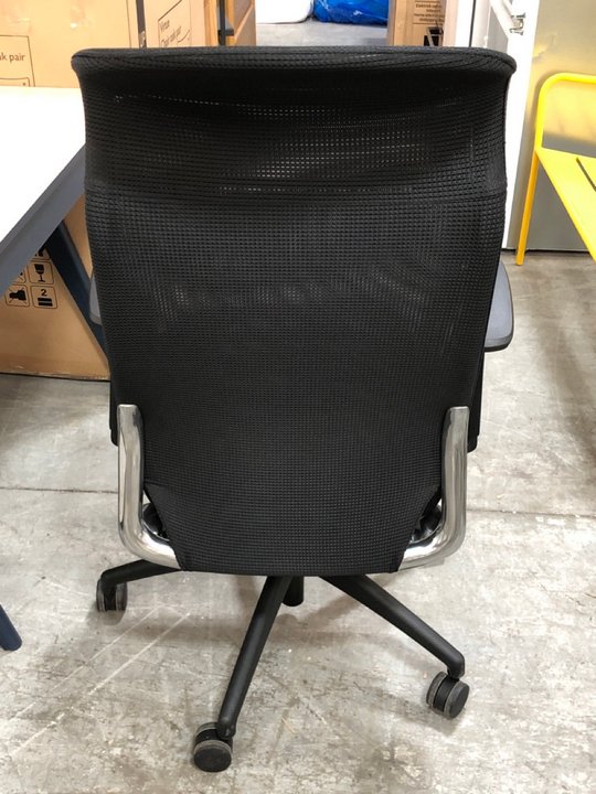 John Pye Auctions JOHN LEWIS & PARTNERS WHALEFIN OFFICE CHAIR IN