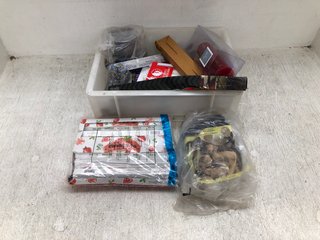 QTY OF ASSORTED ITEMS TO INCLUDE STRAWBERRY SUN INCENSE STICKS: LOCATION - E15