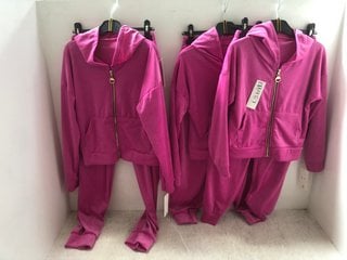 3 X NEW COLLECTION CHILDRENS GLITTER JUICY PRINT VELVET JACKET AND TROUSER SETS IN PINK SIZE: 13 YRS: LOCATION - H5