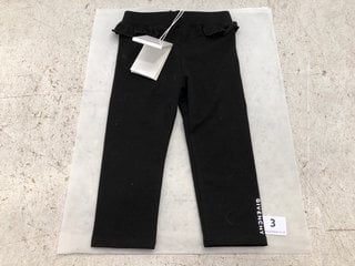GIVENCHY CHILDRENS LOGO PRINT LEGGINGS IN BLACK SIZE: 18 MNTHS RRP - £135: LOCATION - E1 FRONT