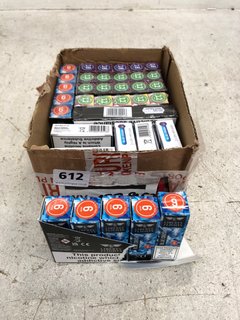 QTY OF ASSORTED VAPE ITEMS TO INCLUDE QTY OF DOT PRO BLUE CRUSH REFILL POD PACKS 20ML (PLEASE NOTE: 18+YEARS ONLY. ID MAY BE REQUIRED): LOCATION - F5