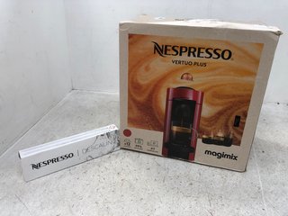 NESPRESSO VERTRO PLUS COFFEE MACHINE TO INCLUDE NESPRESSO DESCALING AGENT NDA - 16 RRP - £199: LOCATION - F6