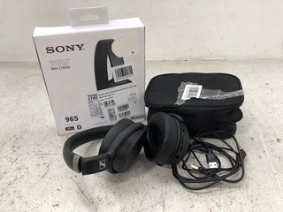 2 X ASSORTED HEADPHONES TO INCLUDE SONY WH-CH510 WIRELESS STEREO HEADSET: LOCATION - E16