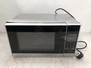 JOHN LEWIS AND PARTNERS STAINLESS STEEL MICROWAVE: LOCATION - E16