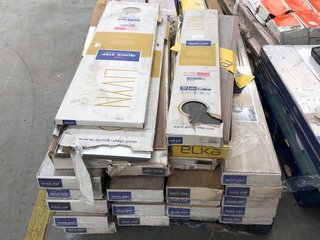 PALLET OF ASSORTED FLOORING TO INCLUDE QUICK STEP FLOOR DESIGNERS LIVYN AMBIENT CLICK FLOORING PANELS: LOCATION - B9 (KERBSIDE PALLET DELIVERY)
