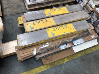 PALLET OF ASSORTED FLOORING TO INCLUDE KRONO ORIGINAL VINTAGE CLASSIC WOOD FLOORING PANELS IN OAK: LOCATION - B9 (KERBSIDE PALLET DELIVERY)