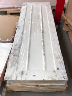 PALLET OF ASSORTED INTERIOR DOORS TO INCLUDE XL JOINERY PRODUCTS INTERNAL WHITE PRIMED WORCESTER DOOR : SIZE 1981 X 686 X 35MM: LOCATION - B9 (KERBSIDE PALLET DELIVERY)