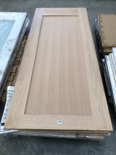 PALLET OF ASSORTED INTERIOR AND EXTERIOR DOORS TO INCLUDE XL JOINERY PRODUCTS EXTERNAL OAK M&T SUFFOLK DOOR : SIZE 1981 X 838 X 44MM: LOCATION - B9 (KERBSIDE PALLET DELIVERY)